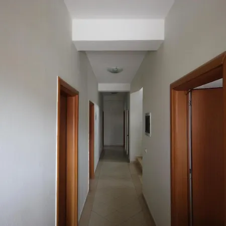 Hotel Mare Shëngjin